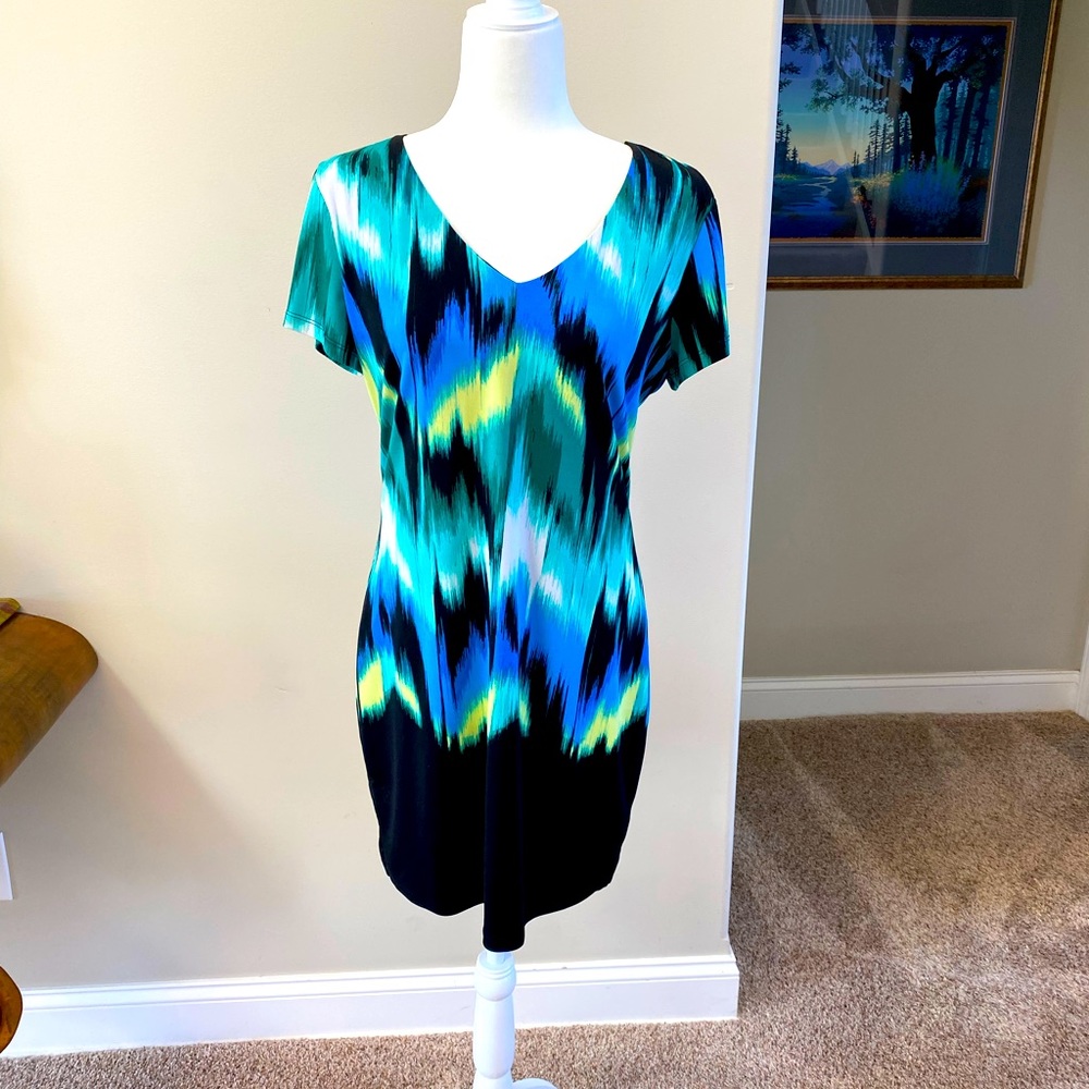 Jennifer Lopez short sleeve dress